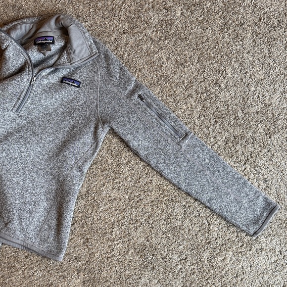 Patagonia women's quarter zip-up Sweater in Heather Gray size small - Picture 6 of 6